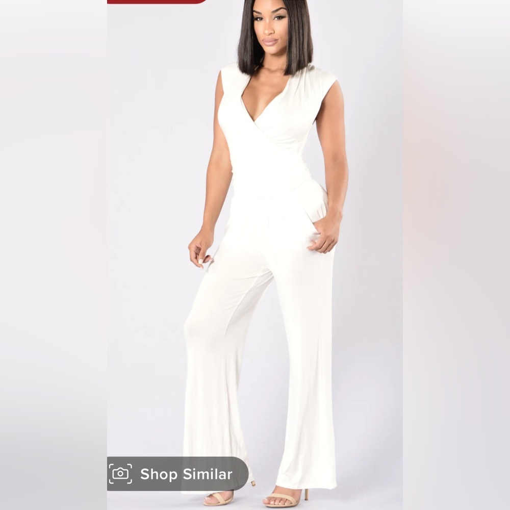 NWT fashion Nova jumpsuit